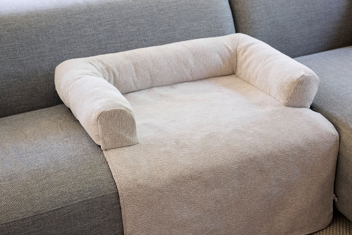 Sofa Schutzmatte Hund - Rika - Lässig
