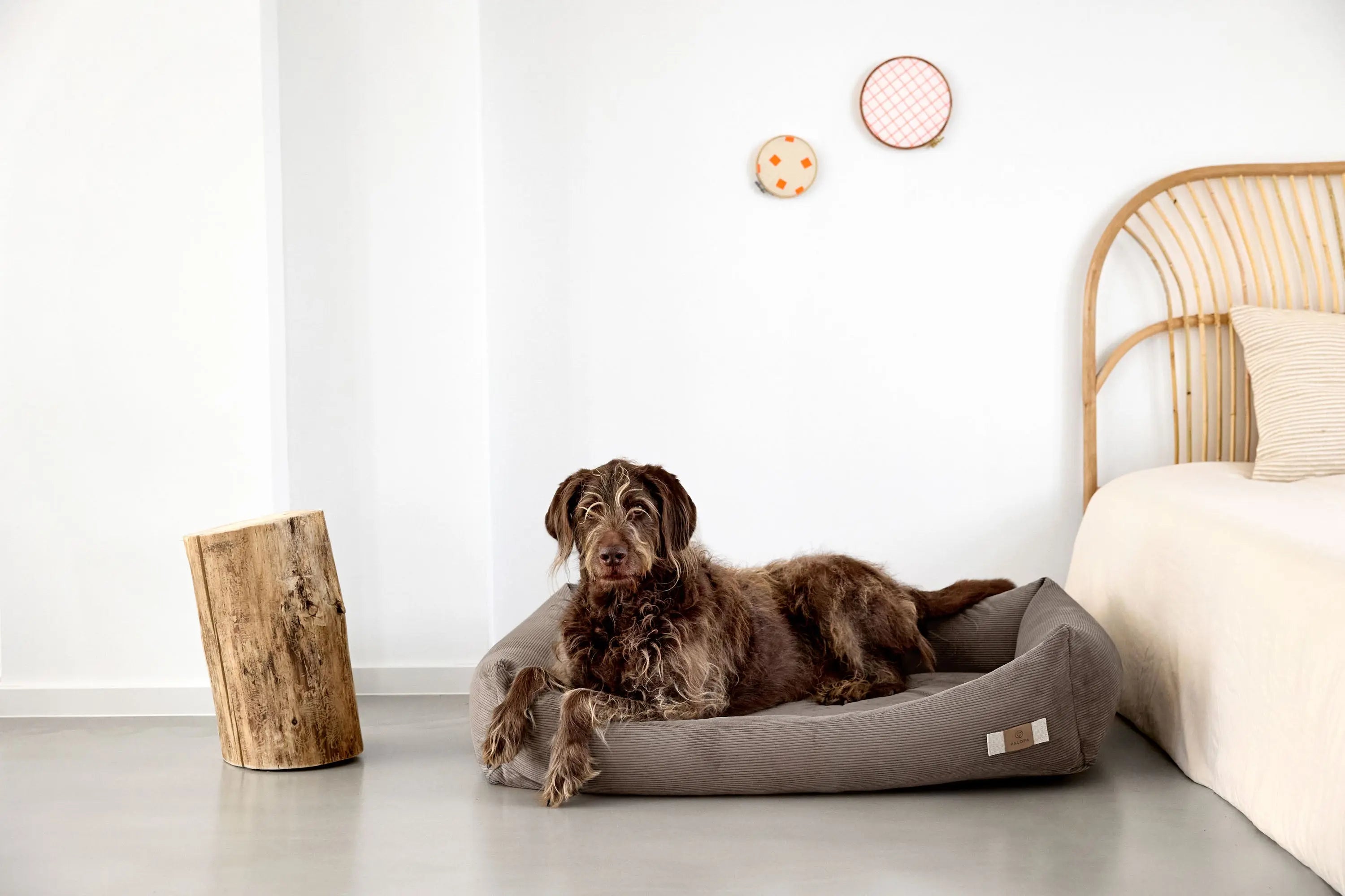 Dog Bed Corduroy - Fred, Brown