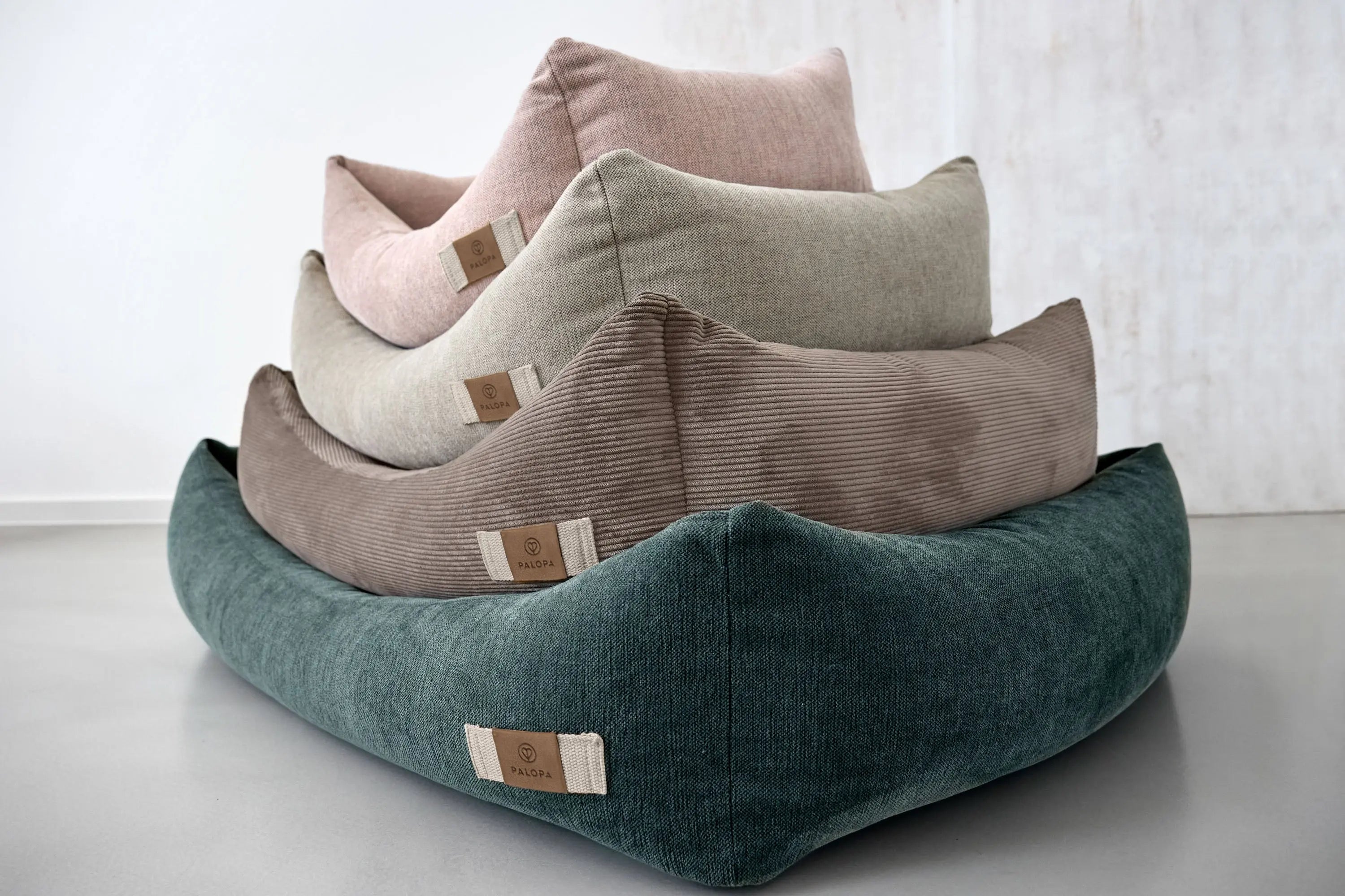 Dog Bed Corduroy - Fred, Brown