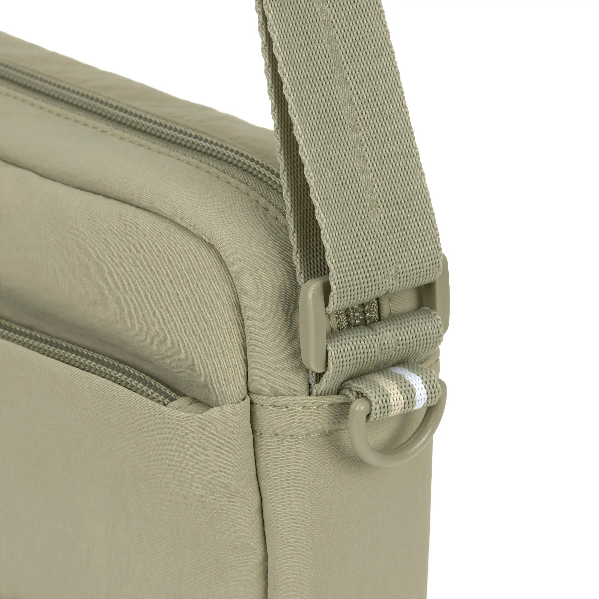 Square Bag Noka pale olive Lässig